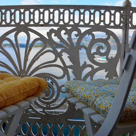 Aparthotel Birimisa Island *