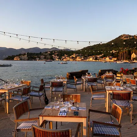Hotel apartamentowy Birimisa Island